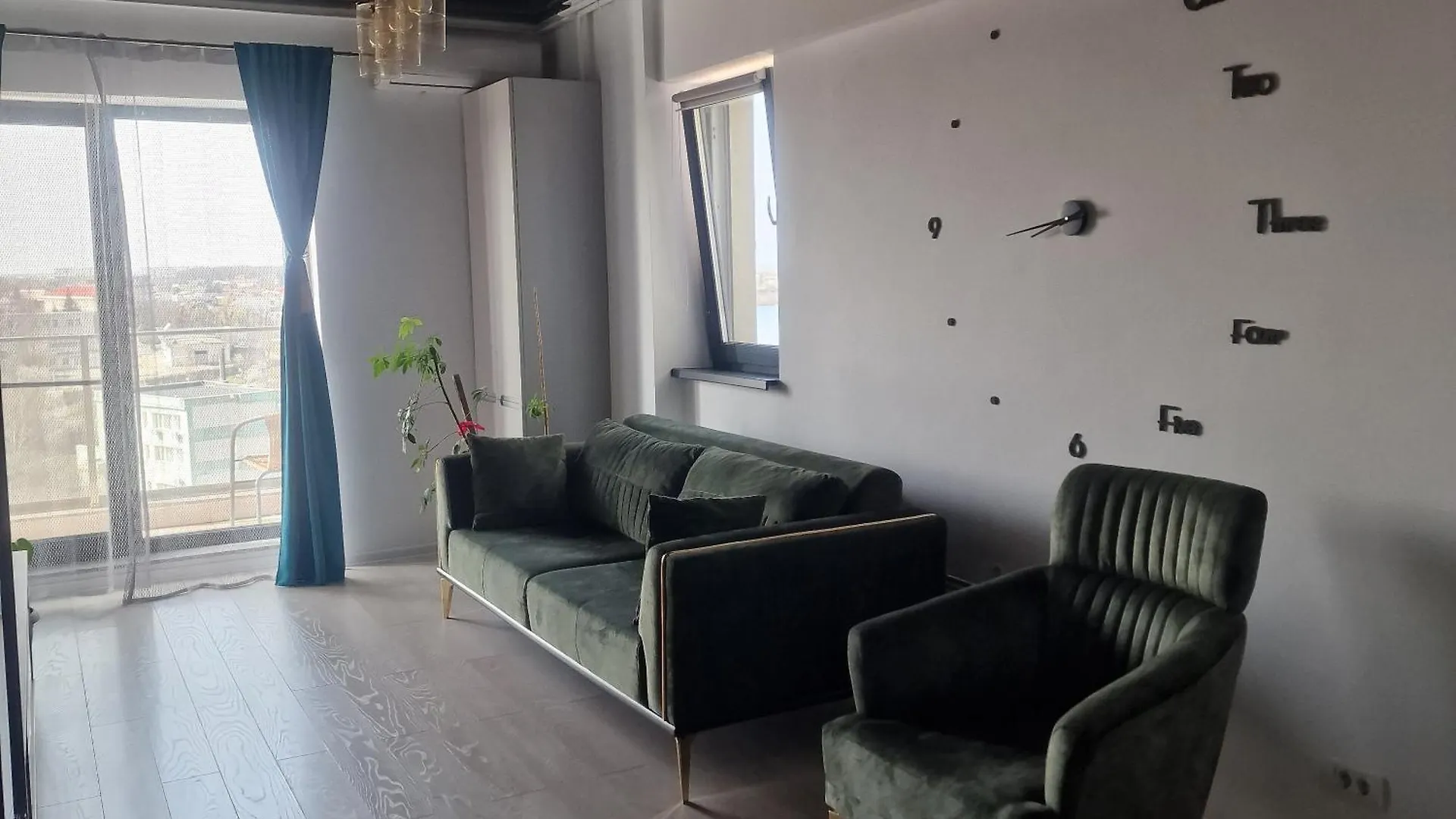 Apartament De Lux 2 Camere Cu Vedere Lacul Morii Bucharest Romania