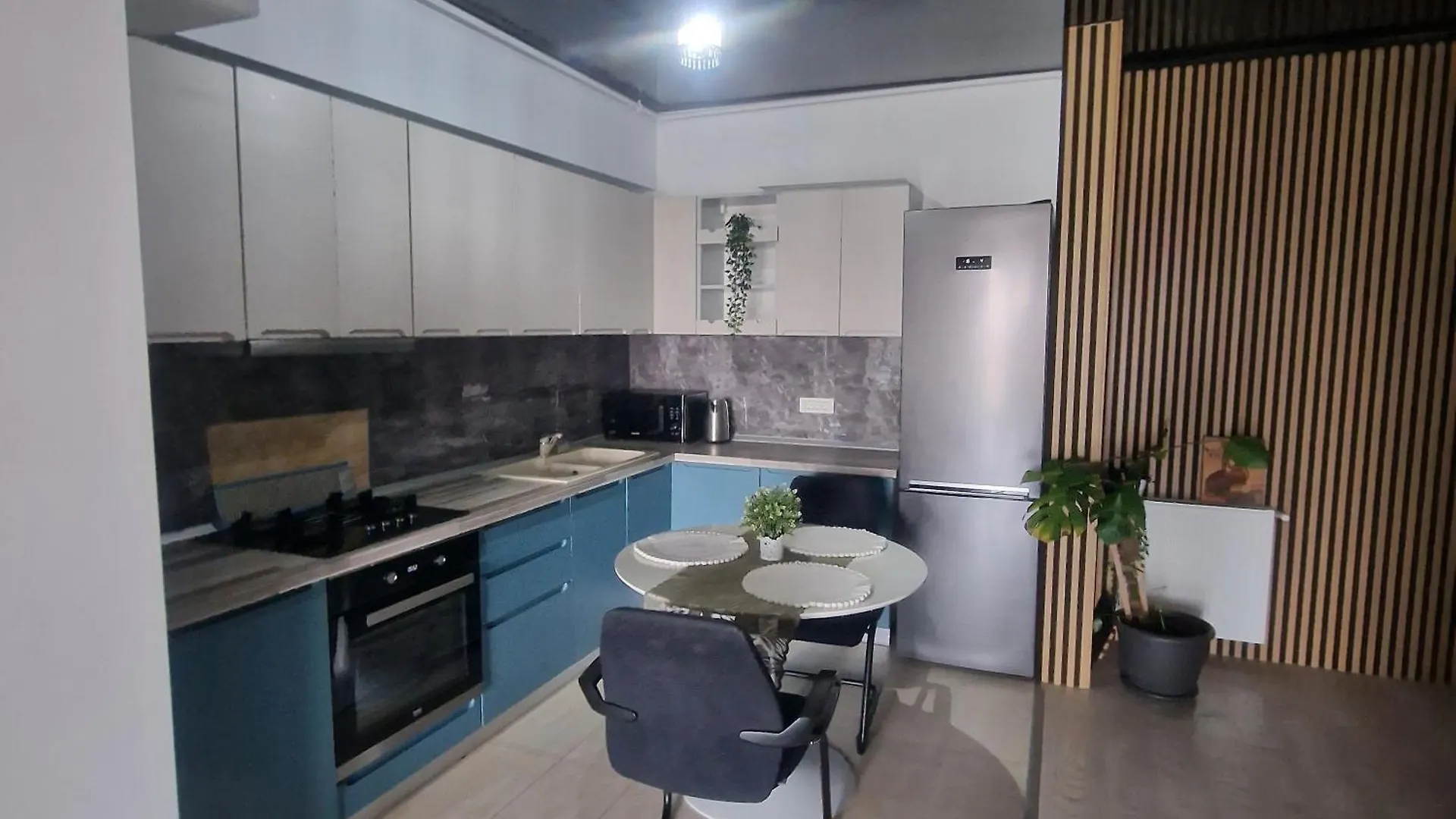 Apartament de lux 2 camere cu vedere Lacul Morii Bucureşti România